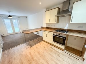 Photo 8- click for photo gallery